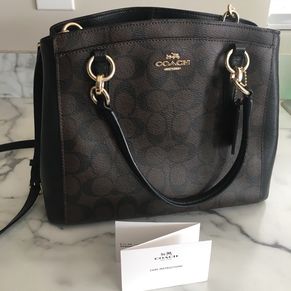 Coach Signature Sierra Shoulder Bag